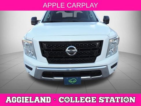 Used 2021 Nissan Titan SV w/ SV Convenience Package image 9