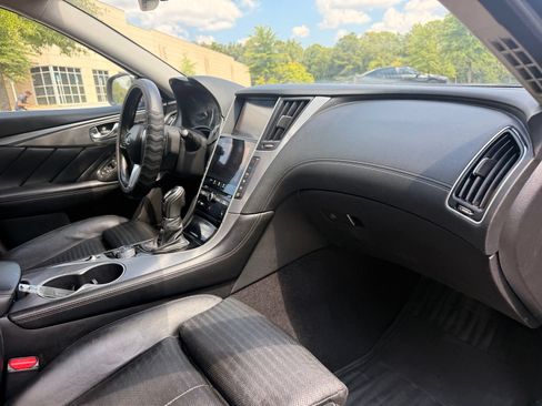 Used 2019 INFINITI Q50 Sport w/ Cargo Package (L96) AWD/4WD image 24