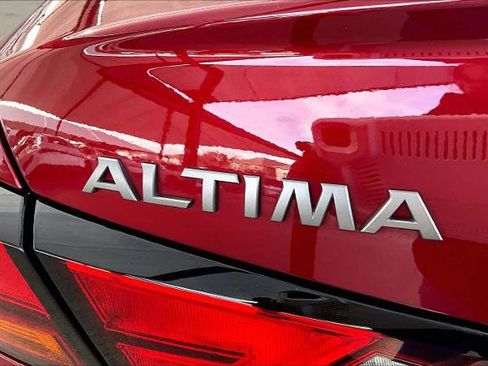 Certified 2023 Nissan Altima 2.5 SR image 10