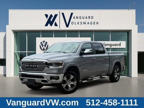 Used 2019 RAM 1500 Laramie AWD/4WD image 1