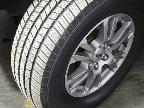 Used 2018 Ford F150 Lariat image 37