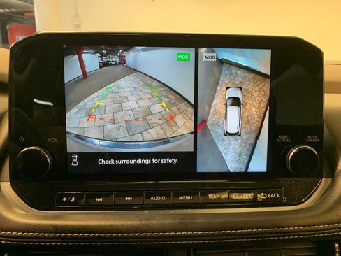 Used 2021 Nissan Rogue Platinum image 31