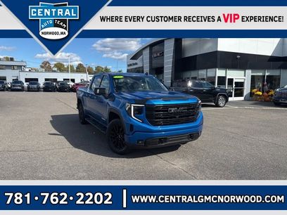 Used 2022 GMC Sierra 1500 Elevation w/ Elevation Premium Package