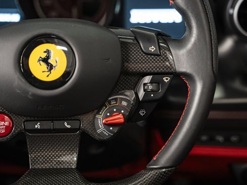 Used 2022 Ferrari F8 Tributo RWD image 38