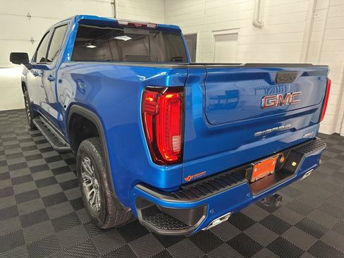 Used 2024 GMC Sierra 1500 AT4 w/ Technology Package image 7