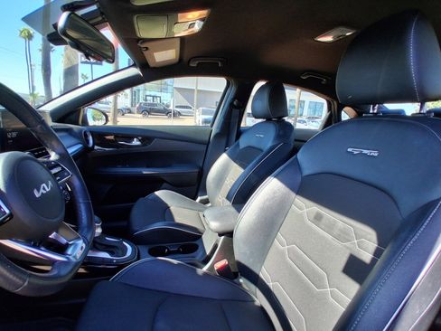 Used 2023 Kia Forte GT-Line image 11