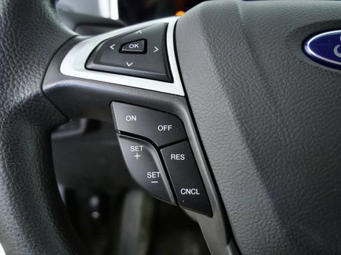 Used 2016 Ford Fusion SE FWD image 23
