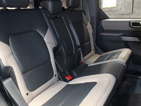 Used 2023 Ford Bronco Wildtrak AWD/4WD image 61