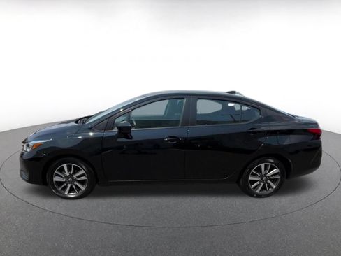 Used 2025 Nissan Versa SV FWD image 7