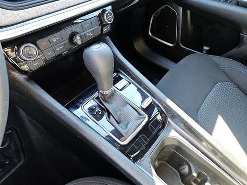 Used 2024 Jeep Compass Sport image 20