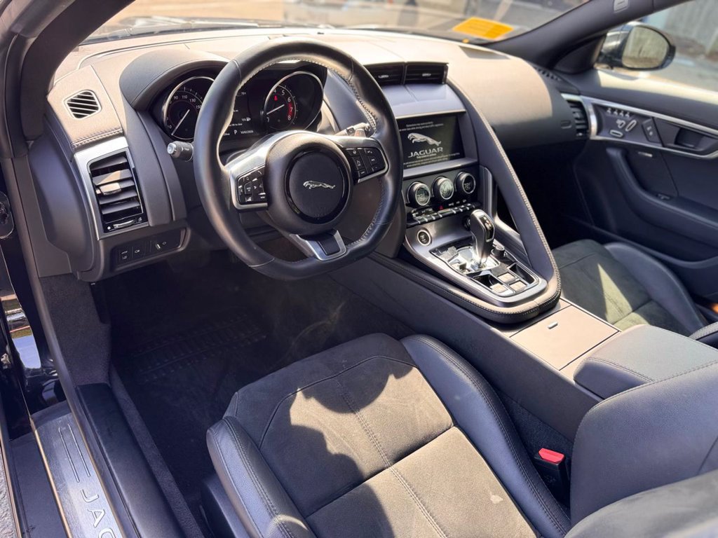 Used 2020 Jaguar F-TYPE Coupe RWD image 14
