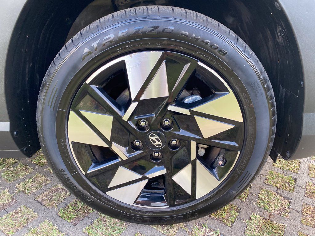 Used 2024 Hyundai Kona SEL FWD image 27