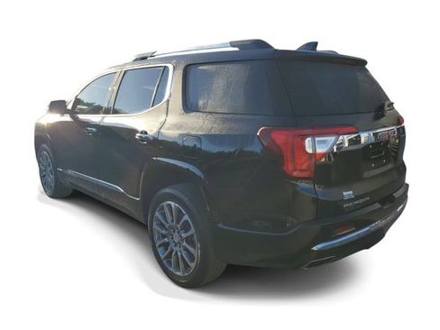 Used 2023 GMC Acadia Denali w/ Denali Ultimate Package FWD image 3