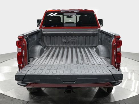 Used 2022 Chevrolet Silverado 2500 High Country w/ Safety Package II image 6