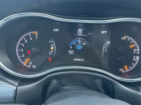 Used 2020 Jeep Grand Cherokee Limited w/ Luxury Group II image 31