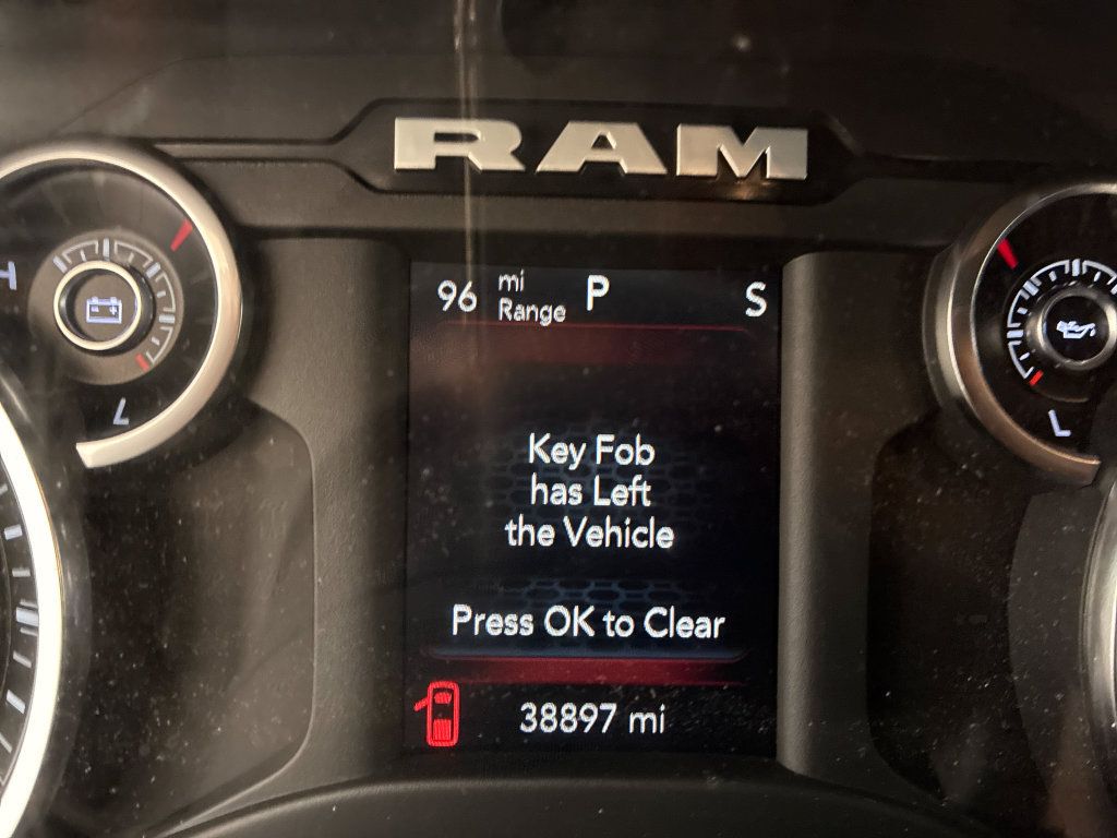 Used 2023 RAM 1500 Big Horn AWD/4WD image 17