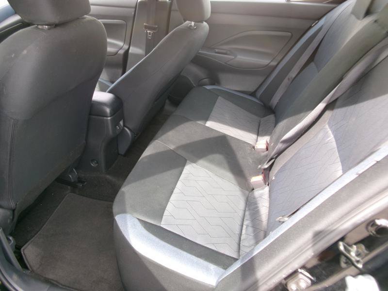 Used 2025 Nissan Versa SV FWD image 9