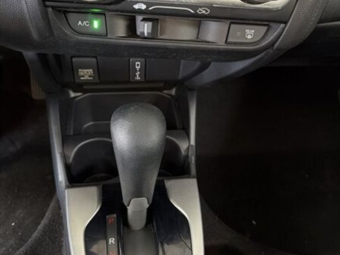 Used 2018 Honda Fit EX image 16