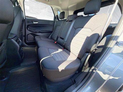 Used 2022 Ford Edge SE w/ Black Appearance Package image 20