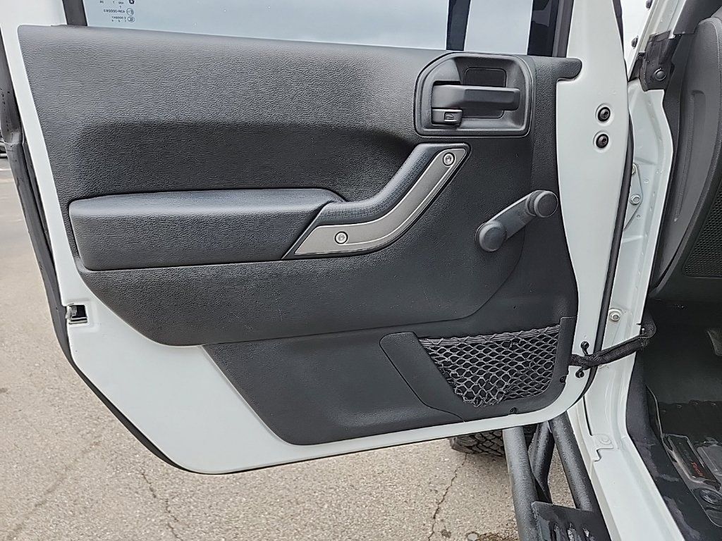 Used 2017 Jeep Wrangler Sport AWD/4WD image 23