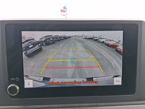 Used 2025 Toyota Tacoma SR5 AWD/4WD image 24