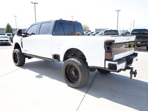 Used 2023 Ford F250 Lariat w/ Lariat Ultimate Package AWD/4WD image 4