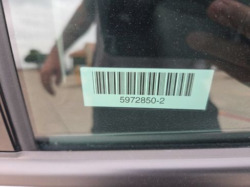 Used 2025 Honda Accord SE image 9
