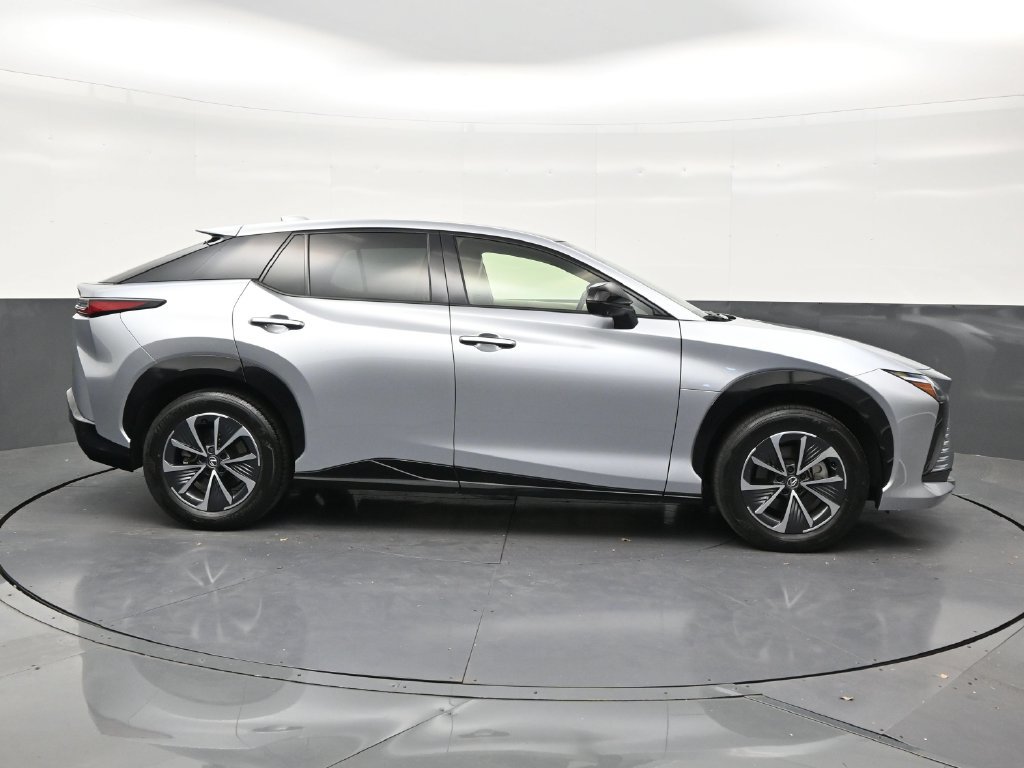 Used 2024 Lexus RZ 300e Premium FWD image 6