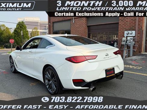 Used 2018 INFINITI Q60 2.0t w/ Moonroof Package RWD image 2
