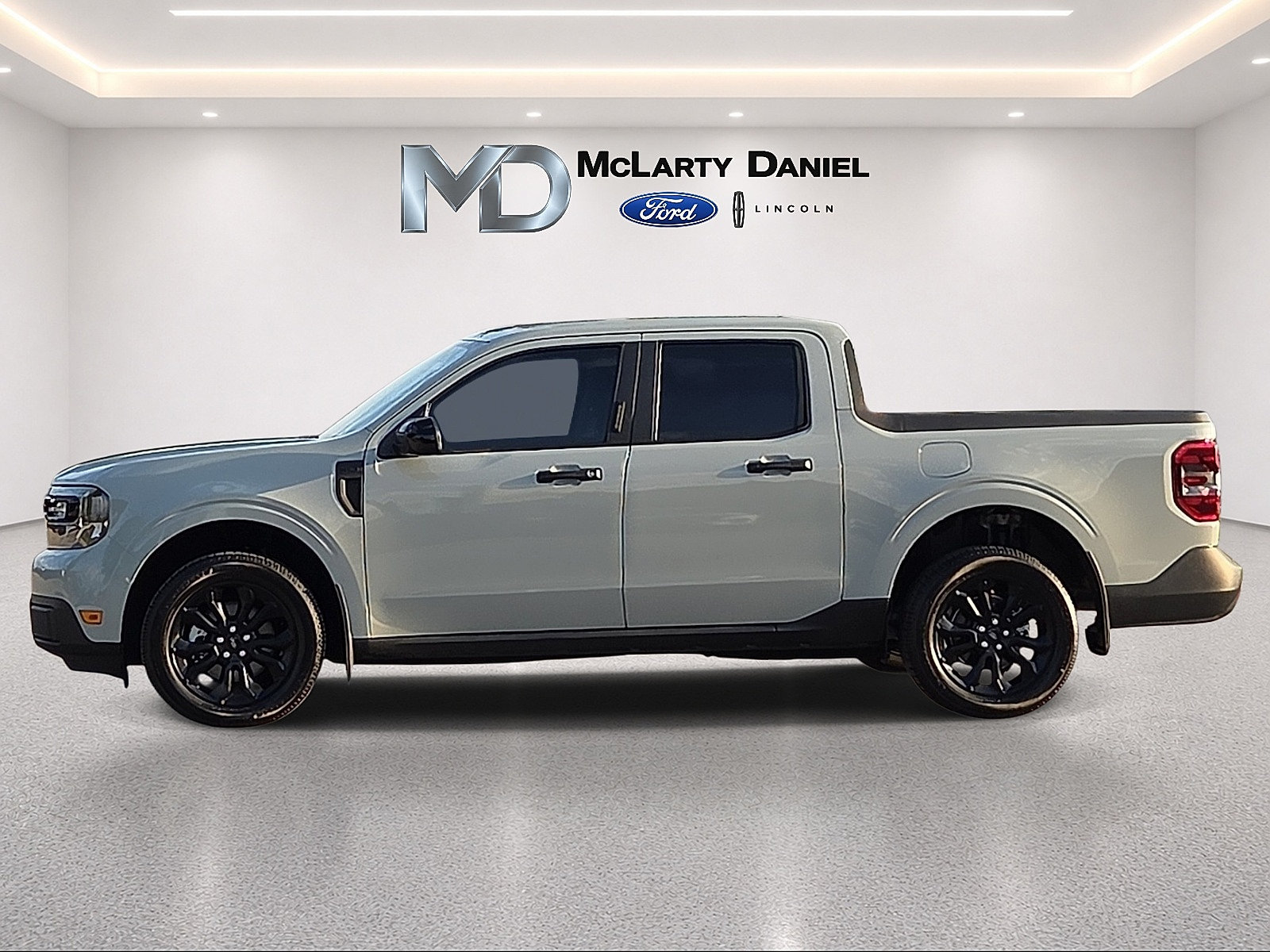 Certified 2023 Ford Maverick XLT w/ Black Appearance Package FWD image 3