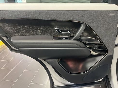 Used 2023 Land Rover Range Rover Sport SE Dynamic image 11