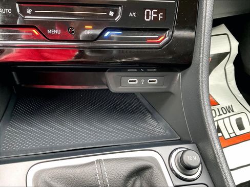 Used 2025 Volkswagen Jetta S image 25