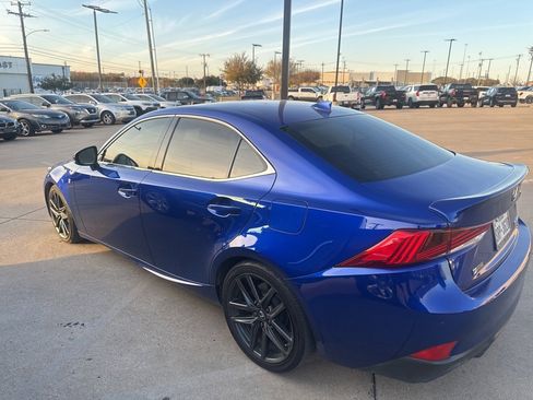 Used 2020 Lexus IS 300 F Sport image 7