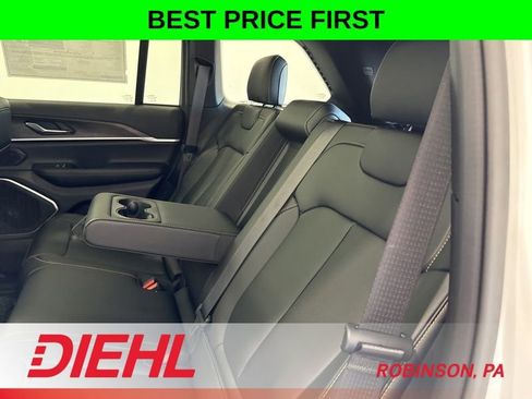New 2026 Jeep Grand Cherokee Limited AWD/4WD image 18