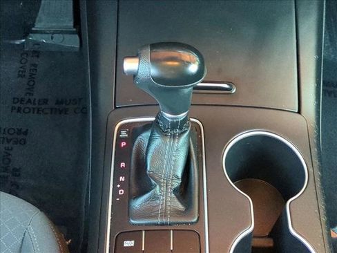 Used 2017 Kia Sorento FWD image 12