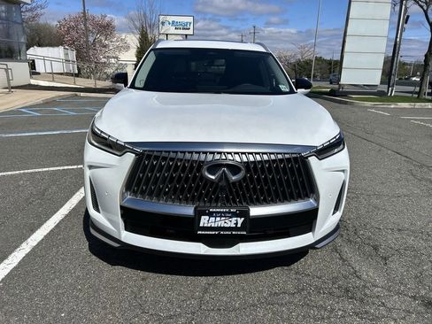 Certified 2026 INFINITI QX60 Luxe w/ Cargo Package image 3
