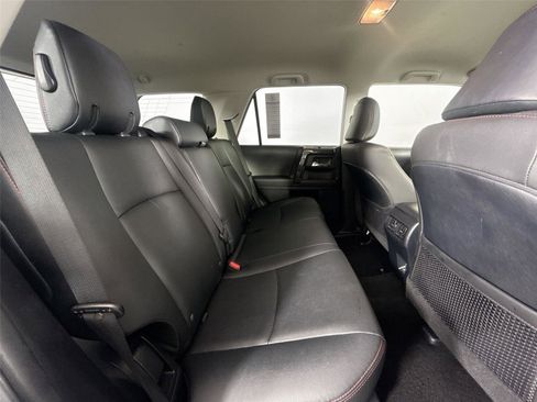 Certified 2024 Toyota 4Runner TRD Off-Road Premium image 40