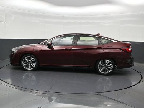 Used 2018 Honda Clarity Plug-In Hybrid image 2