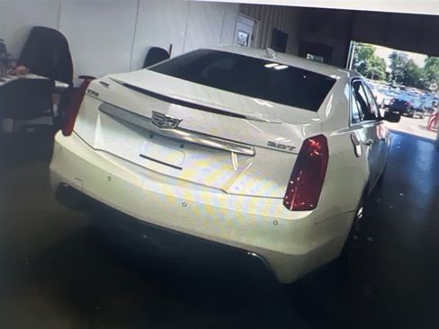 Used 2019 Cadillac CTS Luxury RWD image 4