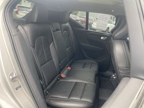 Used 2023 Volvo XC40 B5 Plus w/ Climate Package AWD/4WD image 14
