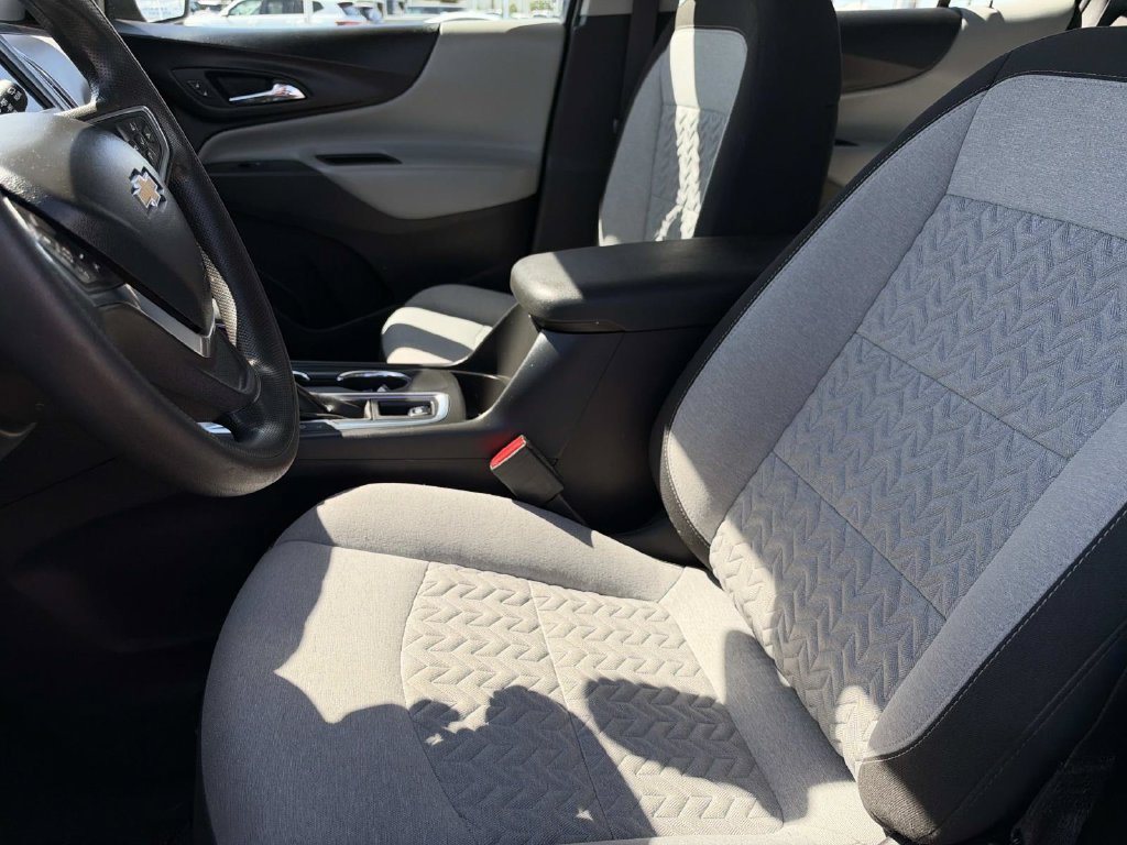 Used 2024 Chevrolet Equinox LS w/ Midnight Edition FWD image 21