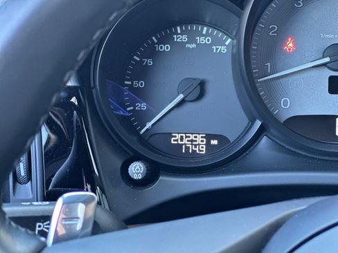Certified 2024 Porsche Macan S AWD/4WD image 22