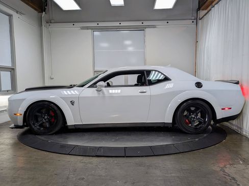 Used 2018 Dodge Challenger SRT Demon RWD image 6