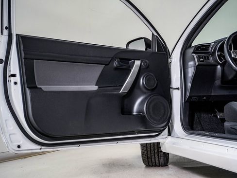 Used 2014 Scion tC image 25