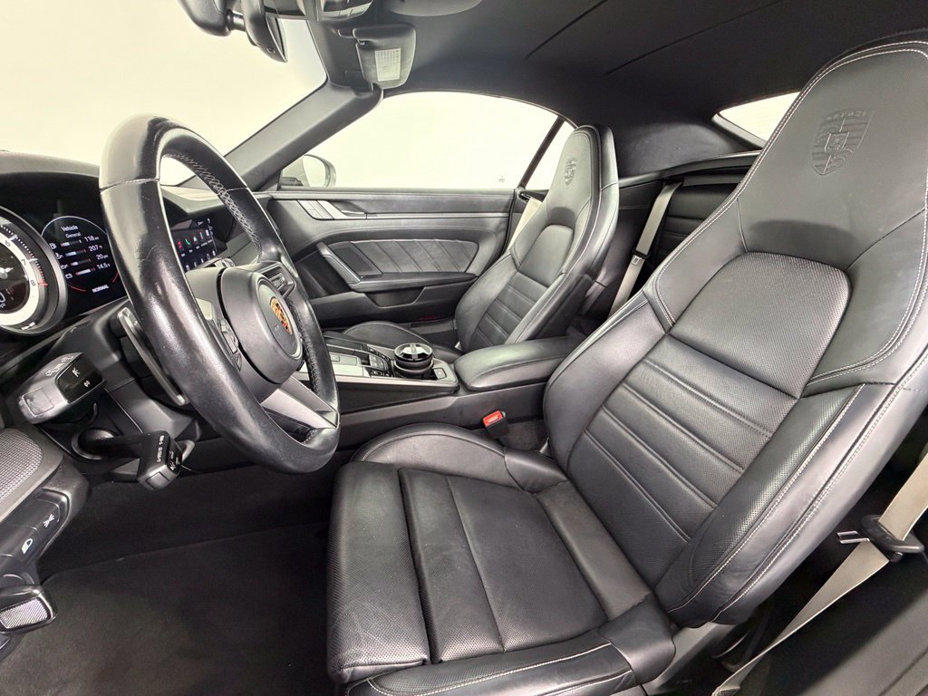 Certified 2024 Porsche 911 Carrera RWD image 5