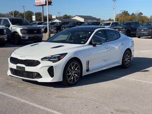 Used 2023 Kia Stinger GT-Line w/ Sun & Sound Package image 8