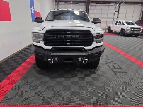 Used 2021 RAM 2500 Laramie w/ Night Edition AWD/4WD image 4