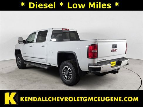 Used 2019 GMC Sierra 3500 SLT image 3
