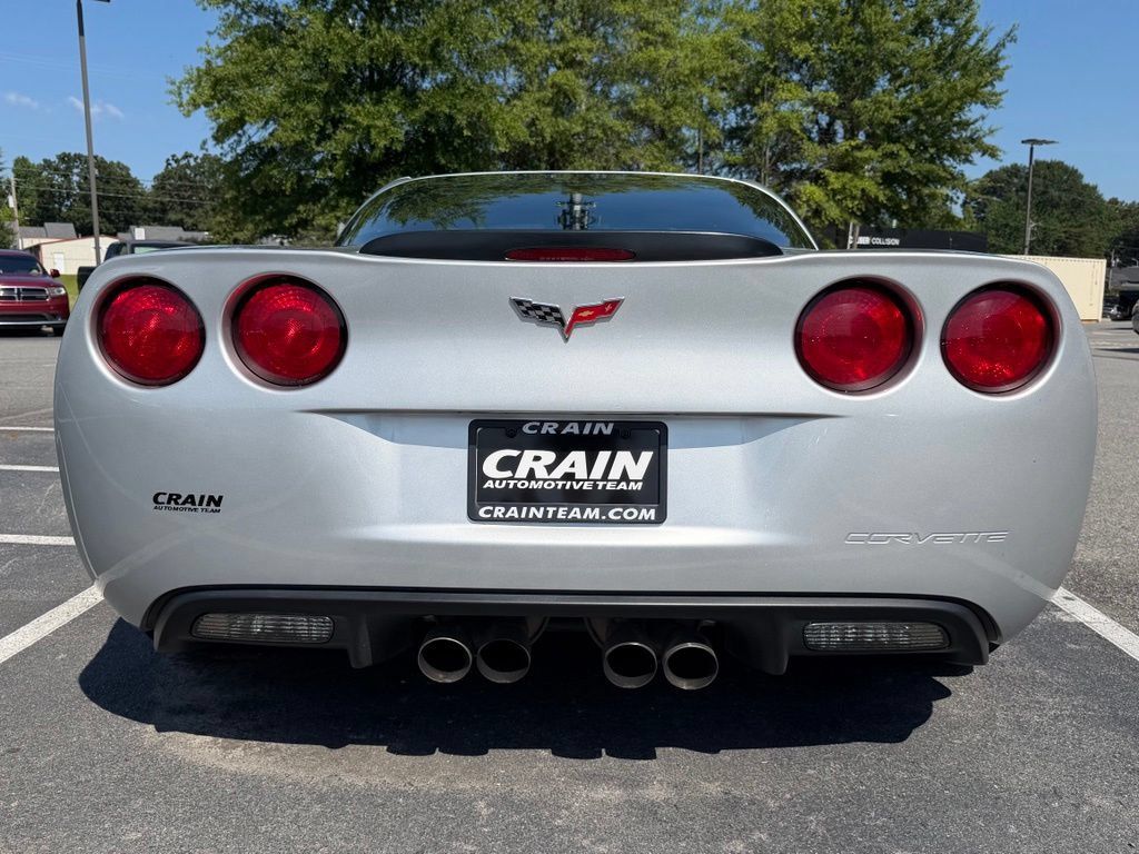 Used 2009 Chevrolet Corvette Z06 w/ Preferred Equipment Group RWD image 6