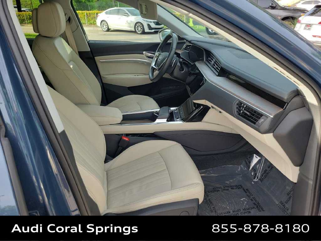 Certified 2024 Audi Q8 e-tron Premium AWD/4WD image 22